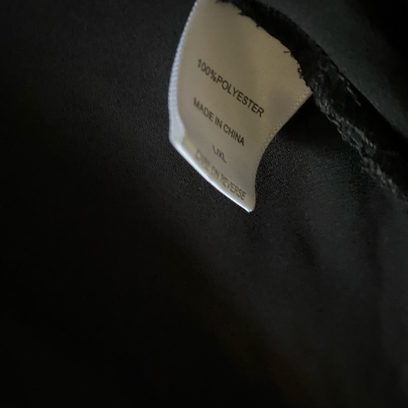 NEW YORK & CO. - BLACK & WHITE OVERLAY TOP - Picture 5 of 7